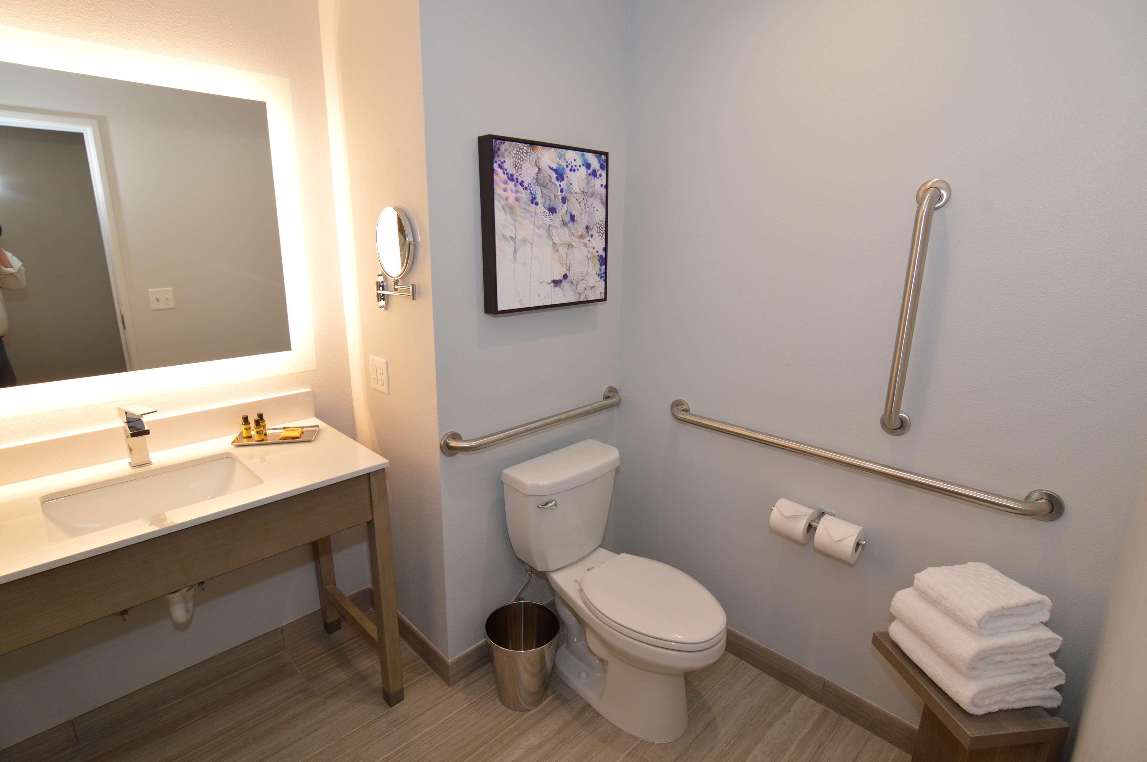 Best Western Plus Executive Residency Oklahoma City I-35 Bagian luar foto