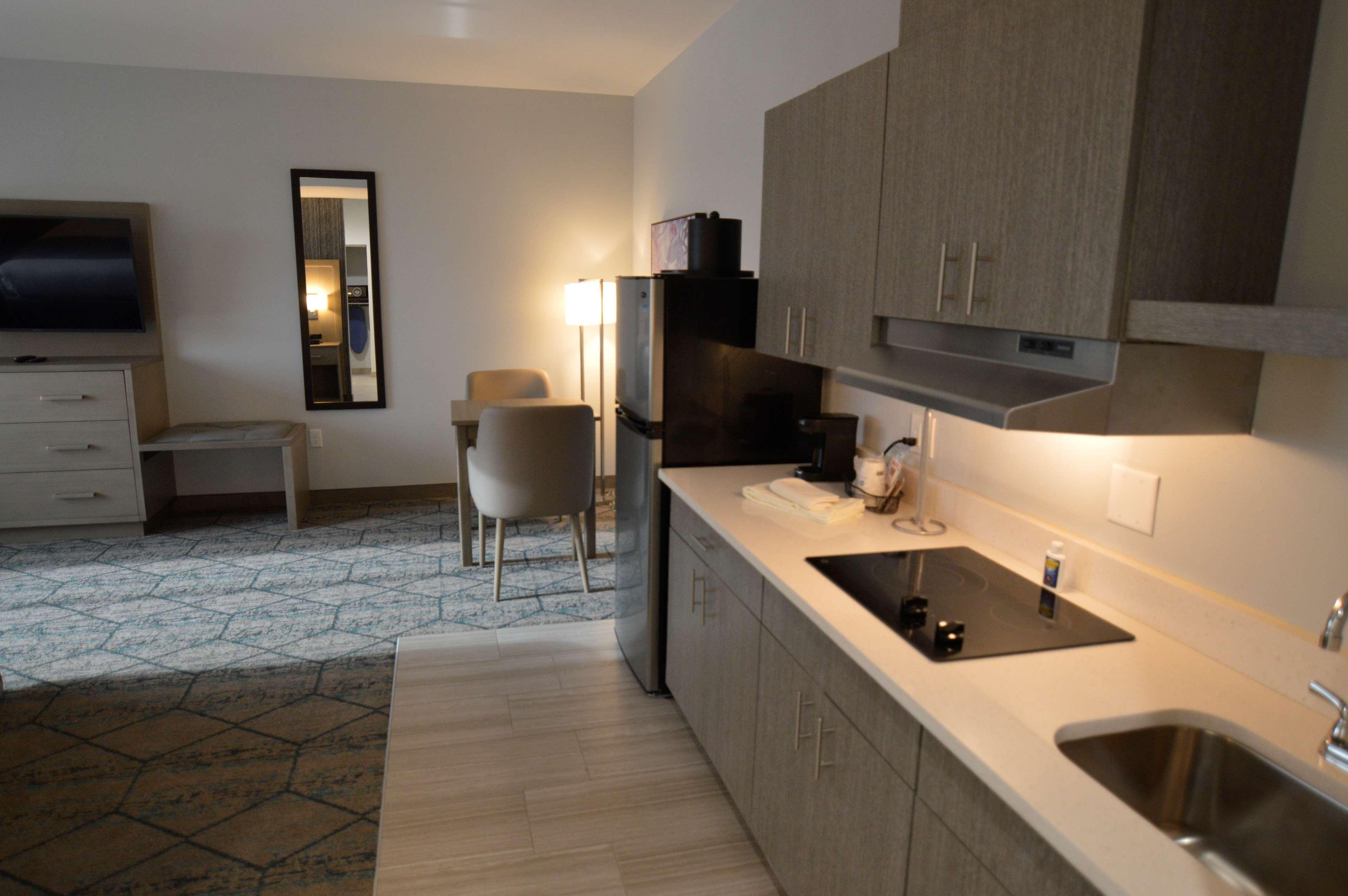 Best Western Plus Executive Residency Oklahoma City I-35 Bagian luar foto