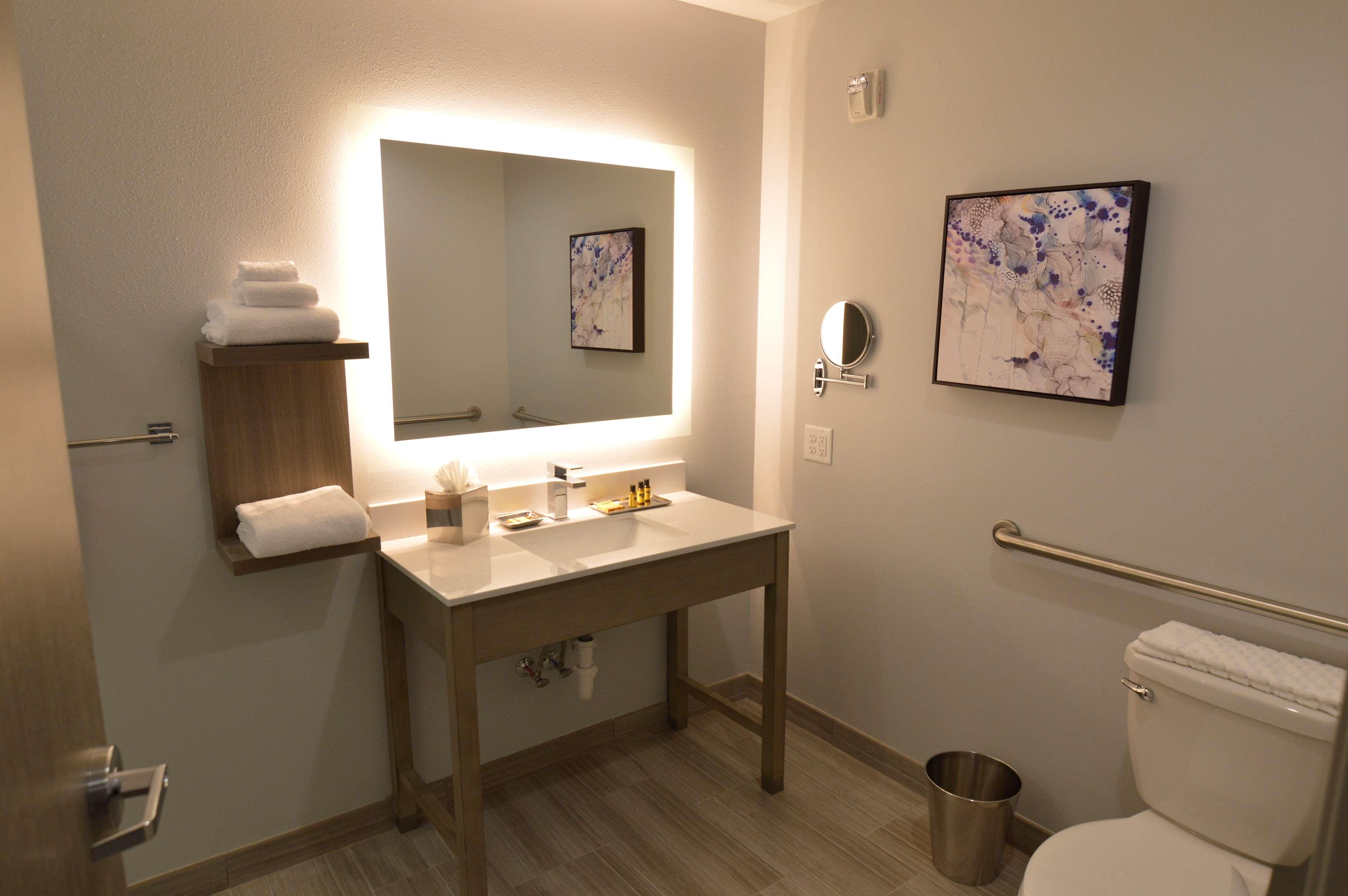 Best Western Plus Executive Residency Oklahoma City I-35 Bagian luar foto
