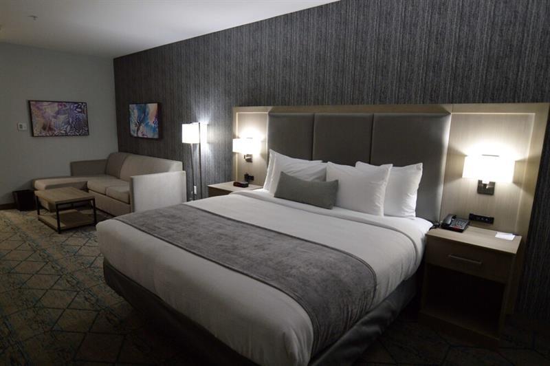 Best Western Plus Executive Residency Oklahoma City I-35 Bagian luar foto